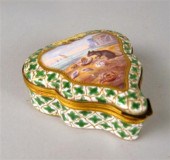Sceaux porcelain box    late 1