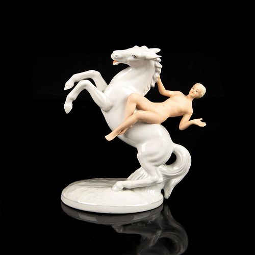 SCHAUBACH KUNST FIGURINE, WOMAN