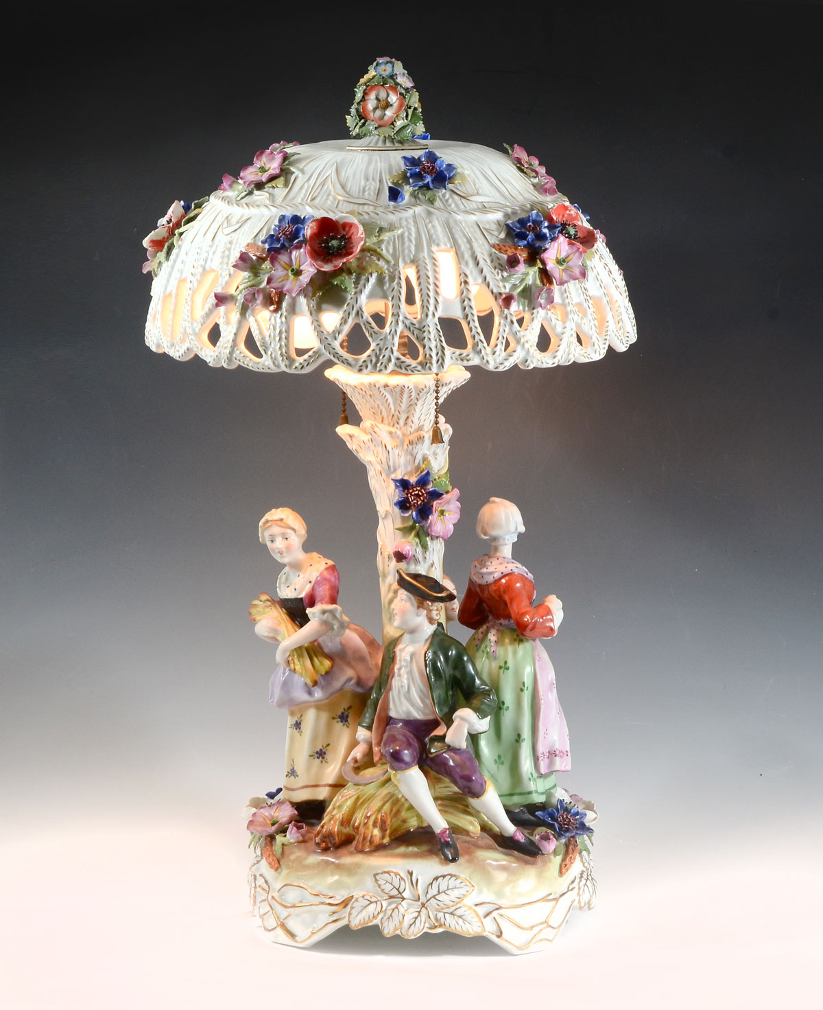 SCHIERHOLZ FIGURAL LAMP: Von