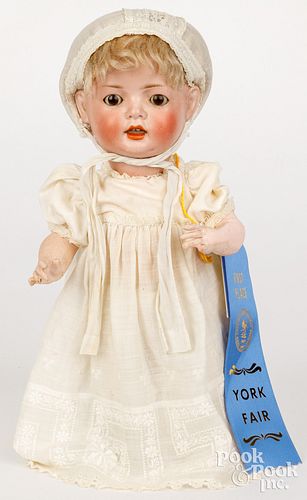 SCHOENAU & HOFFMEISTER DOLLSchoenau