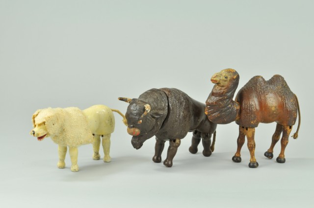 SCHOENHUT ANIMAL GROUPING Lot