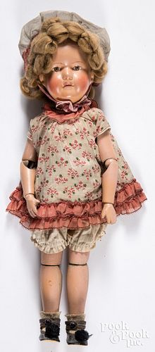 SCHOENHUT JOINTED WOOD GIRL