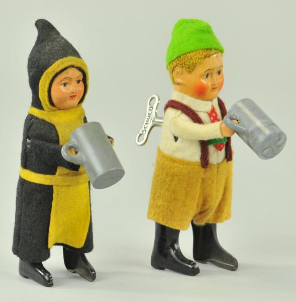 SCHUCO BAVARIAN CHILDREN Dressed in