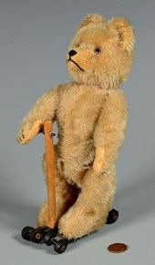 SCHUCO ROLLY BEAR ON WHEELSSch