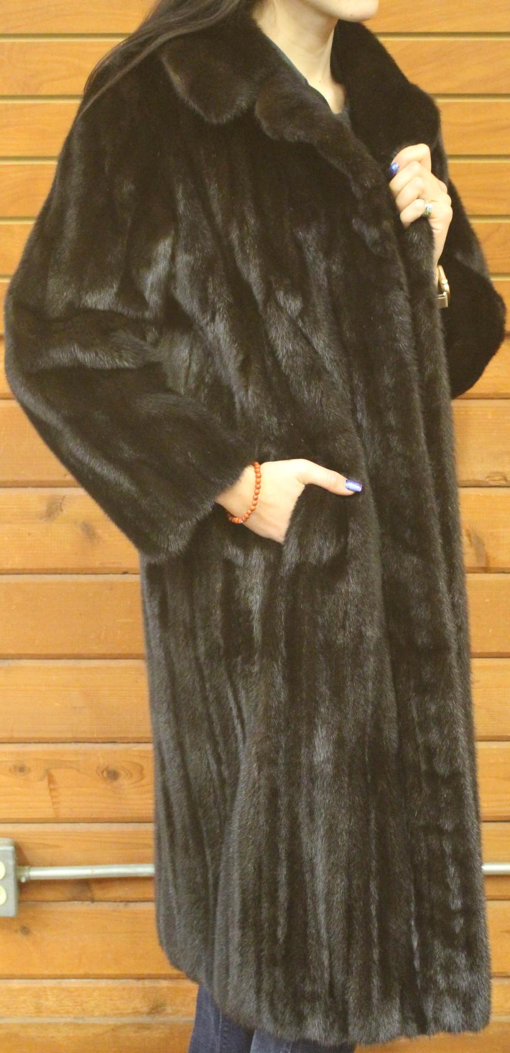 SCHUMACHER MINK COATSCHUMACHER MINK
