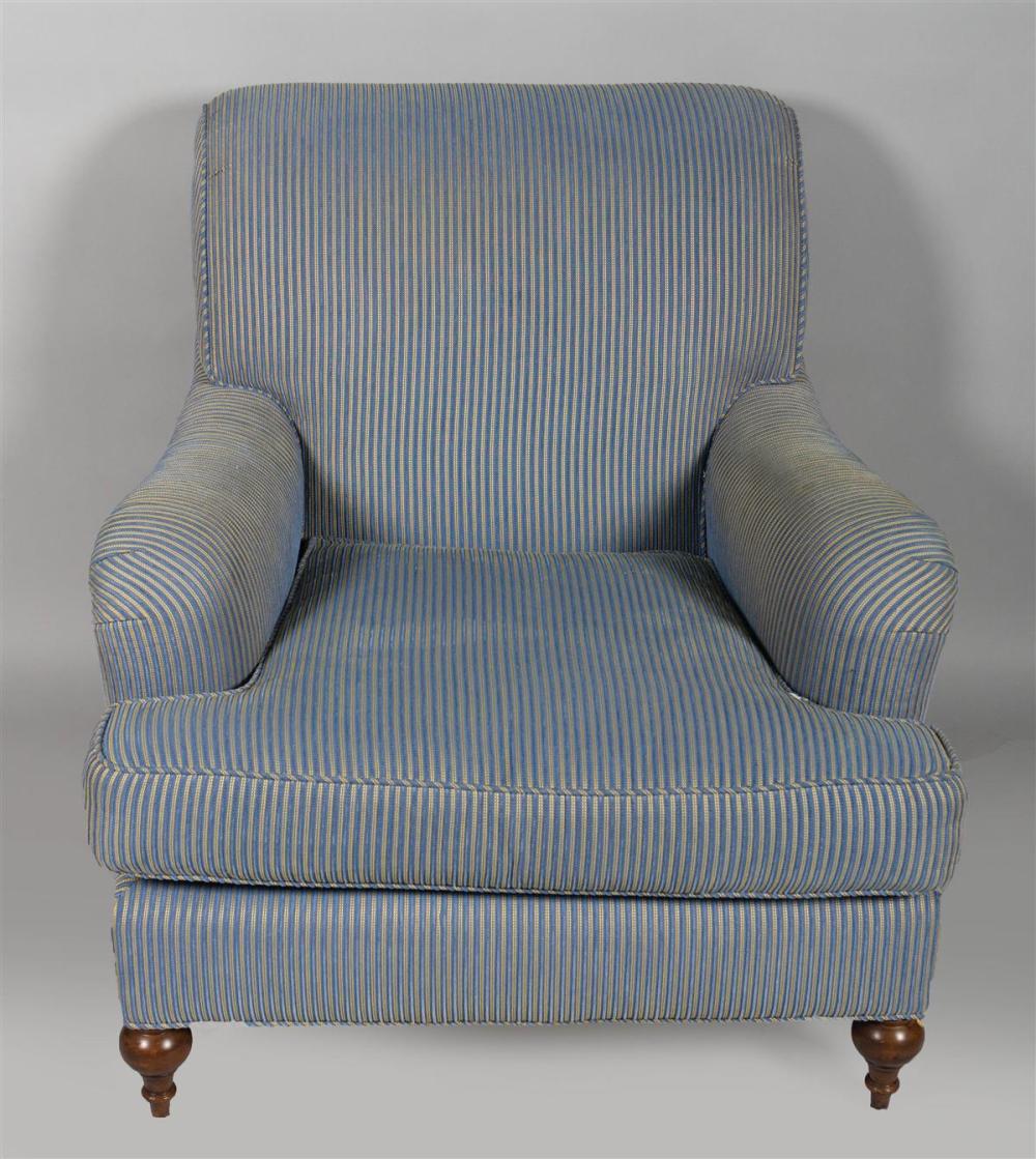 SCHUMACHER UPHOLSTERED CLUB