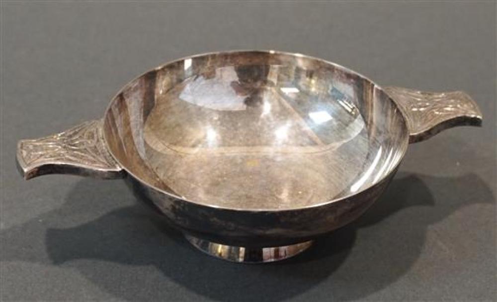 SCOTTISH STERLING SILVER QUAICH,