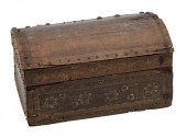 SCRIMSHAW BALEEN BOX 19TH CENT