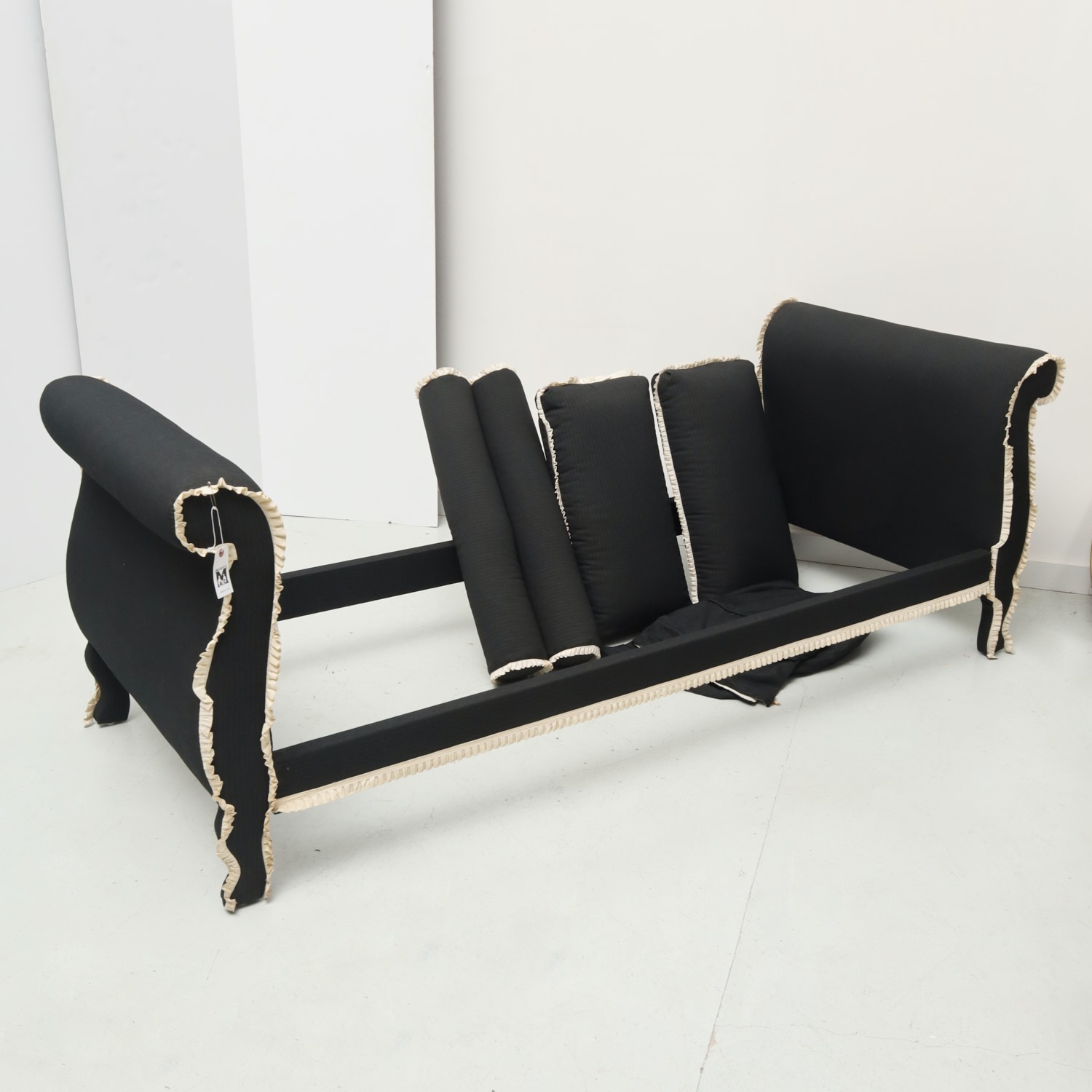 SCROLLED UPHOLSTERED DAYBED 20th