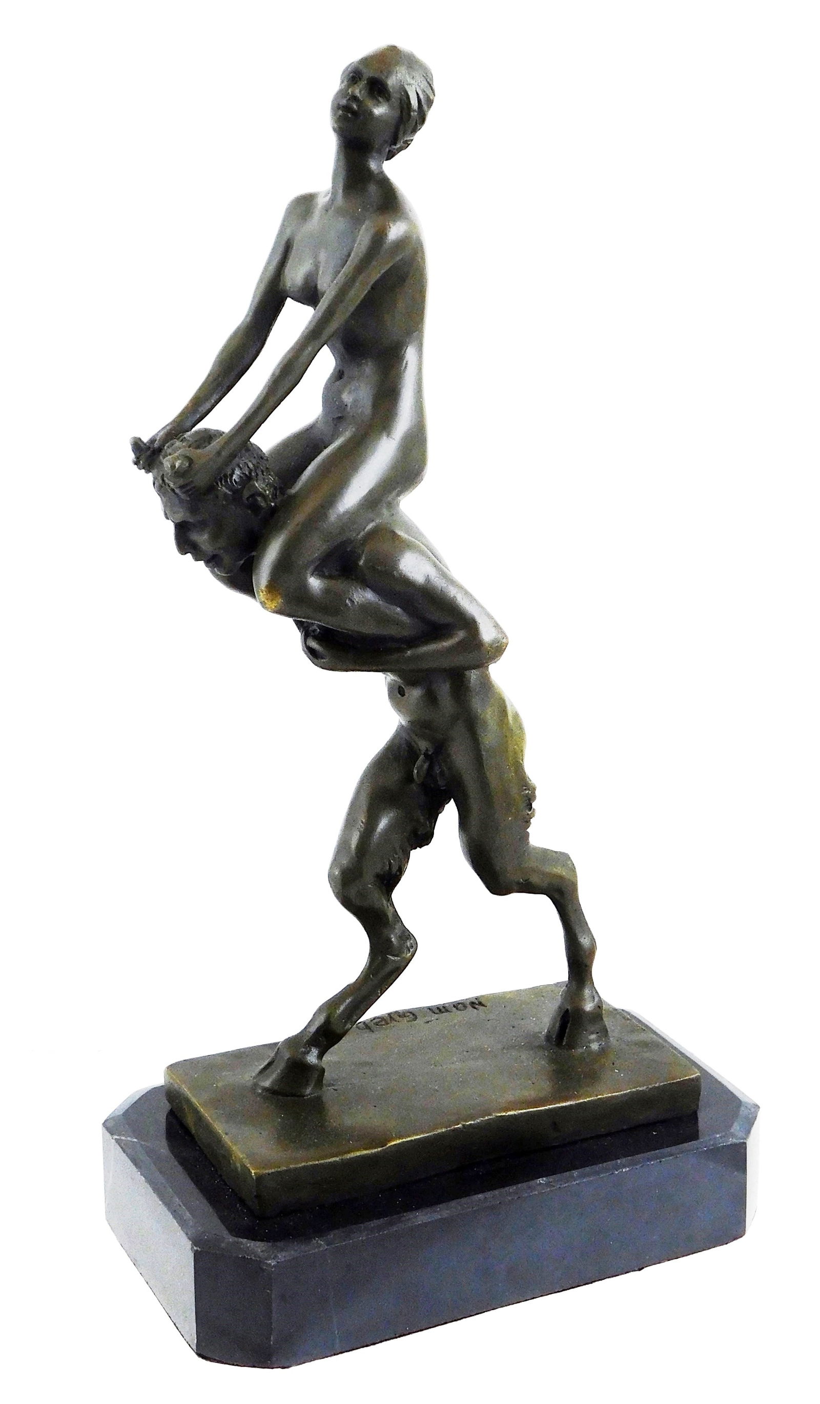 SCULPTURE: BRONZE DEPICTING A NYMPH