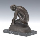 SCULPTURE OF A KNEELING NUDE 6