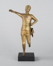 SCULPTURE OF A MARATHON RUNNER