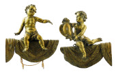 SCULPTURE: PAIR OF PUTTI MOUNT