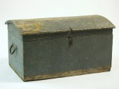 SEA CHEST - 19th C pine dome t
