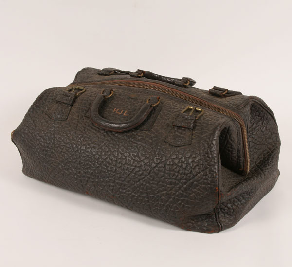 Sealskin bag/valise; covered