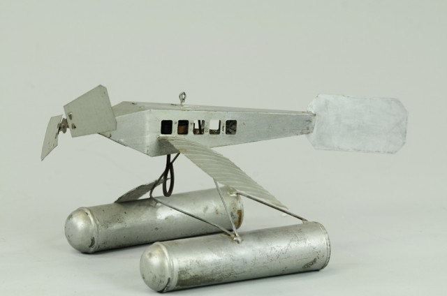 SEAPLANE Mfg. Unknown tin plate and