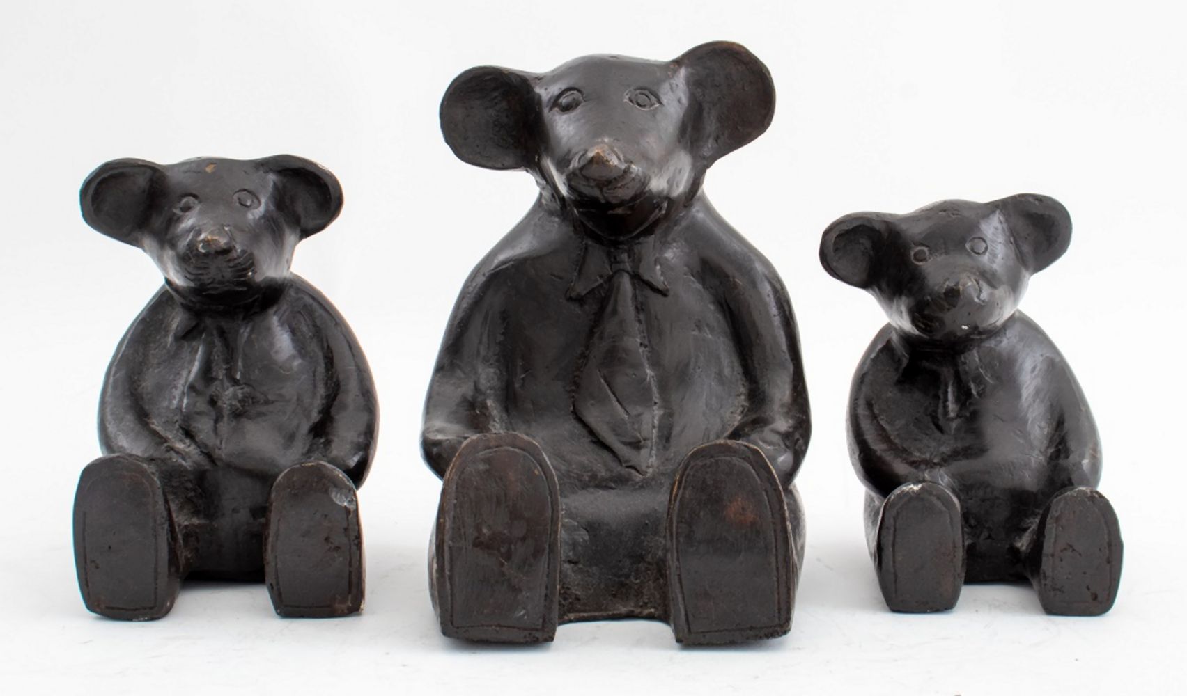SEATED BEAR PATINATED METAL