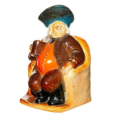 SEATED TOBY - ROYAL DOULTON TOBY