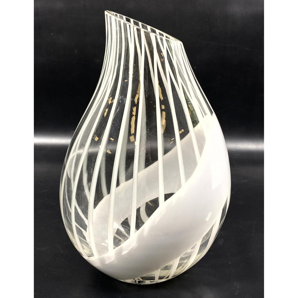 SEGUSO Art Glass Vase. Hand