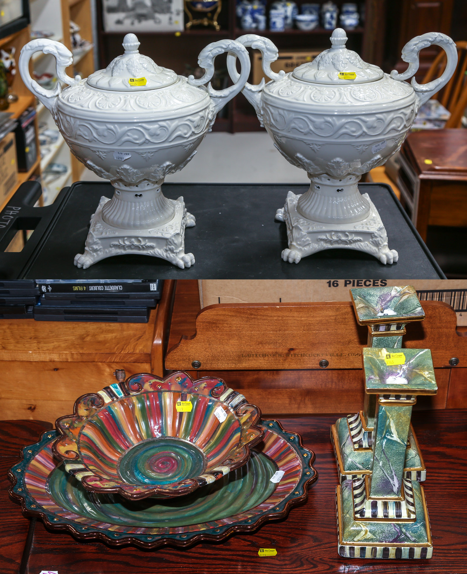 SELECTION OF CERAMIC DECORATIONS