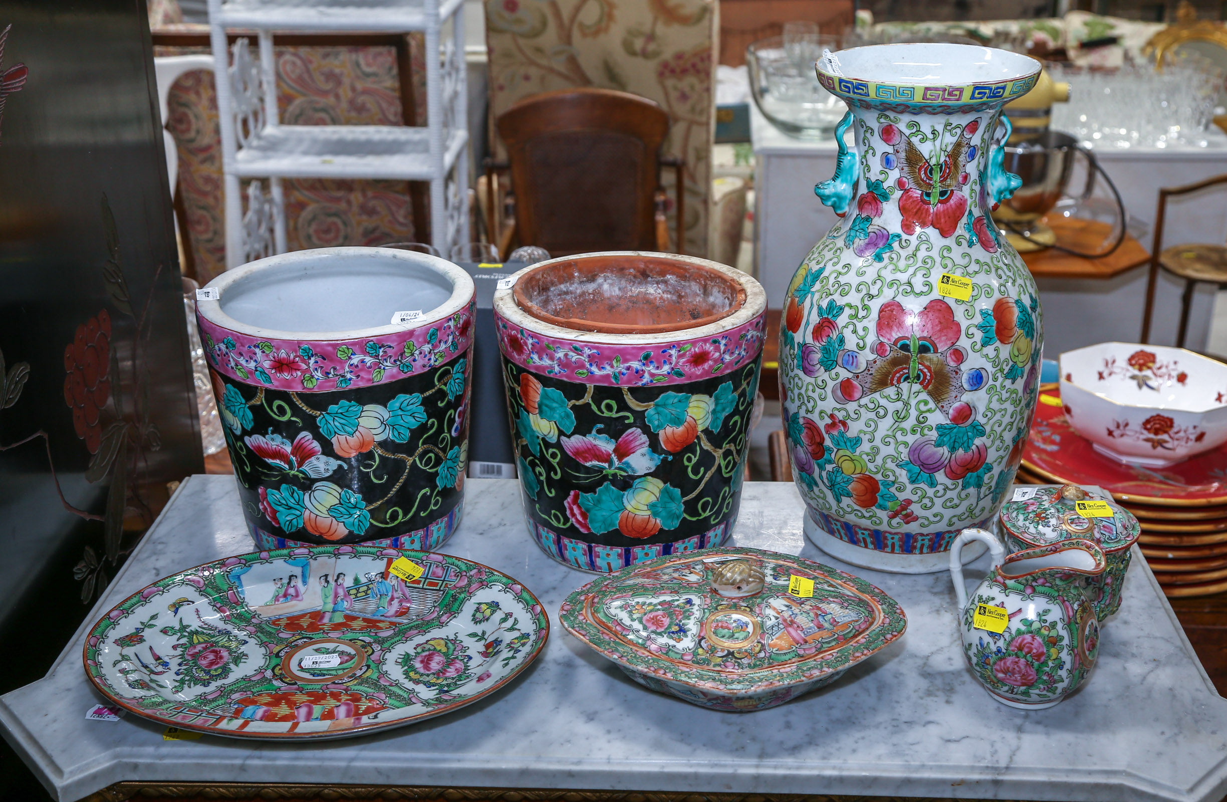 SELECTION OF CHINESE EXPORT