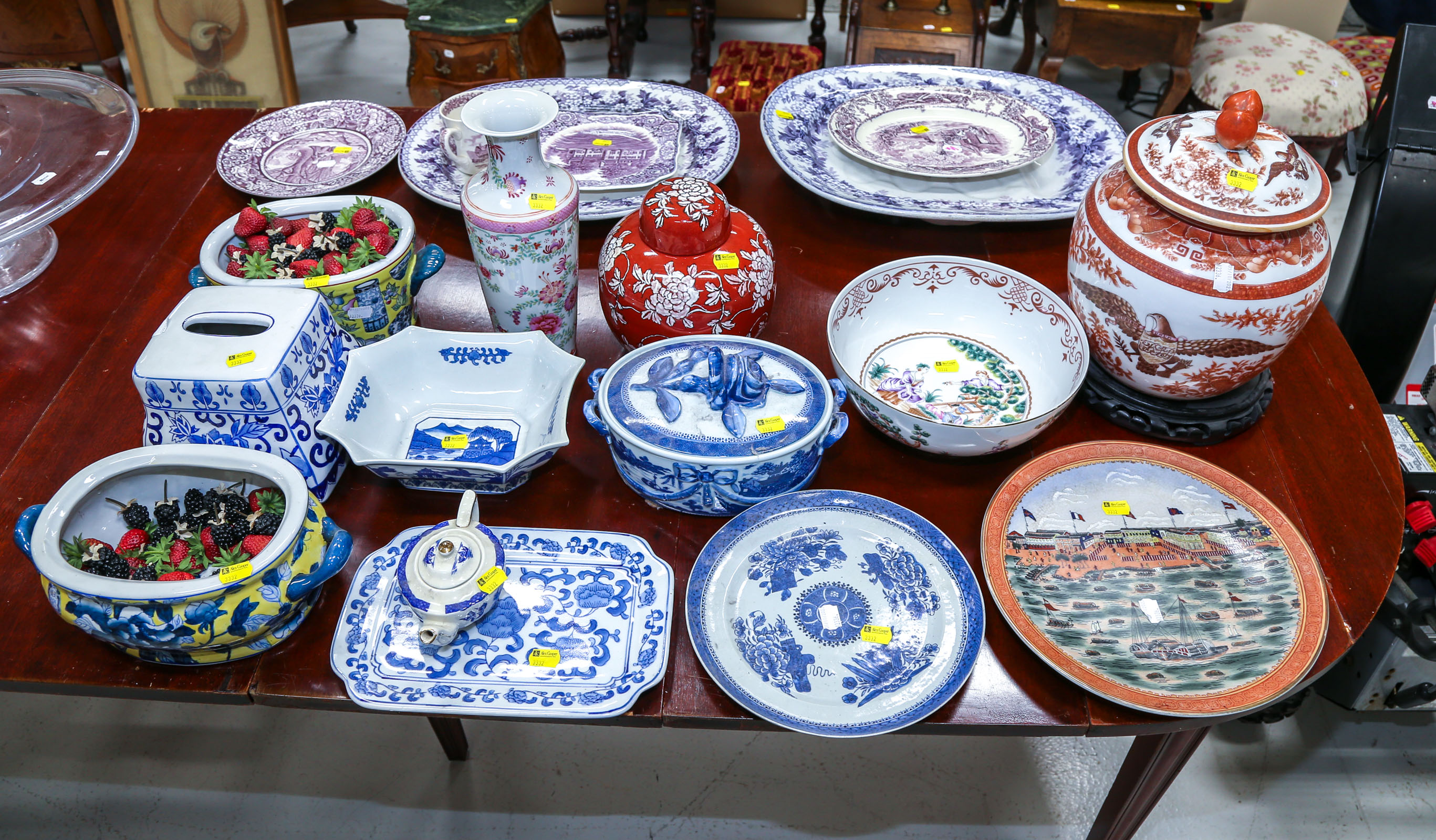 SELECTION OF CHINESE EXPORT STYLE