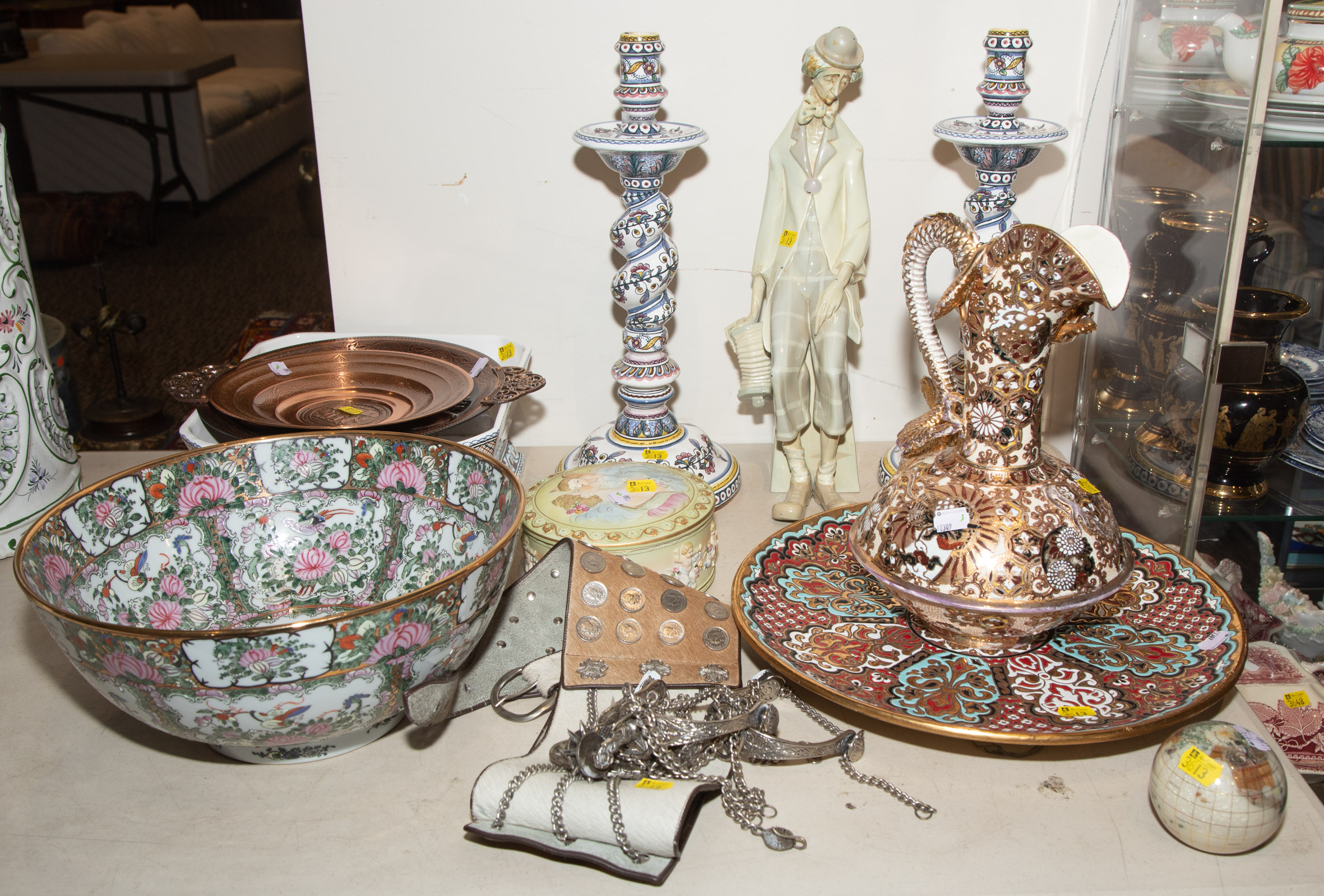 SELECTION OF DECORATIONS &