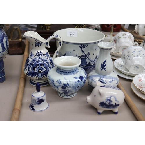 Selection of Dutch Delft ware,