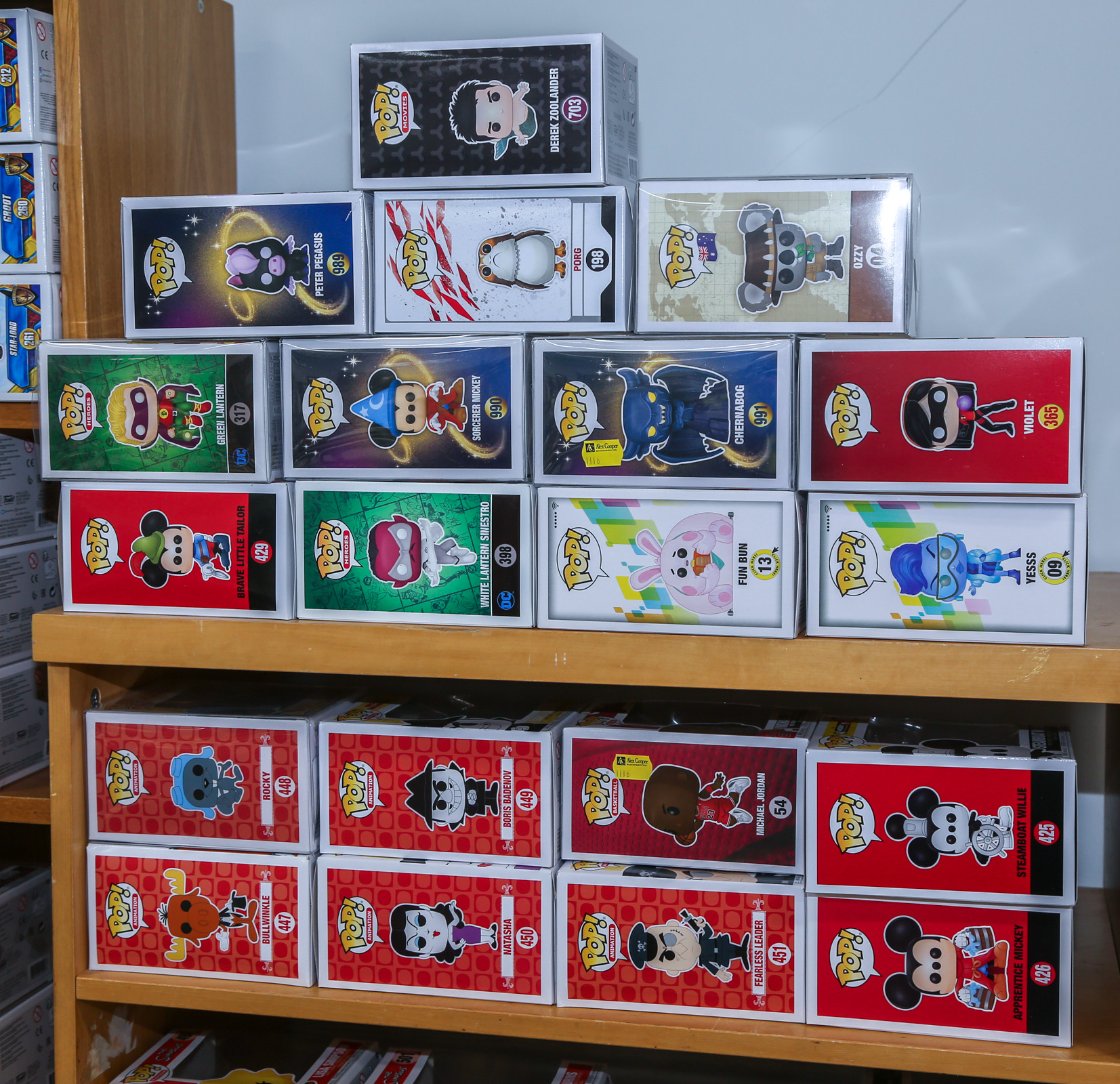 SELECTION OF FUNKO POP! FIGURES