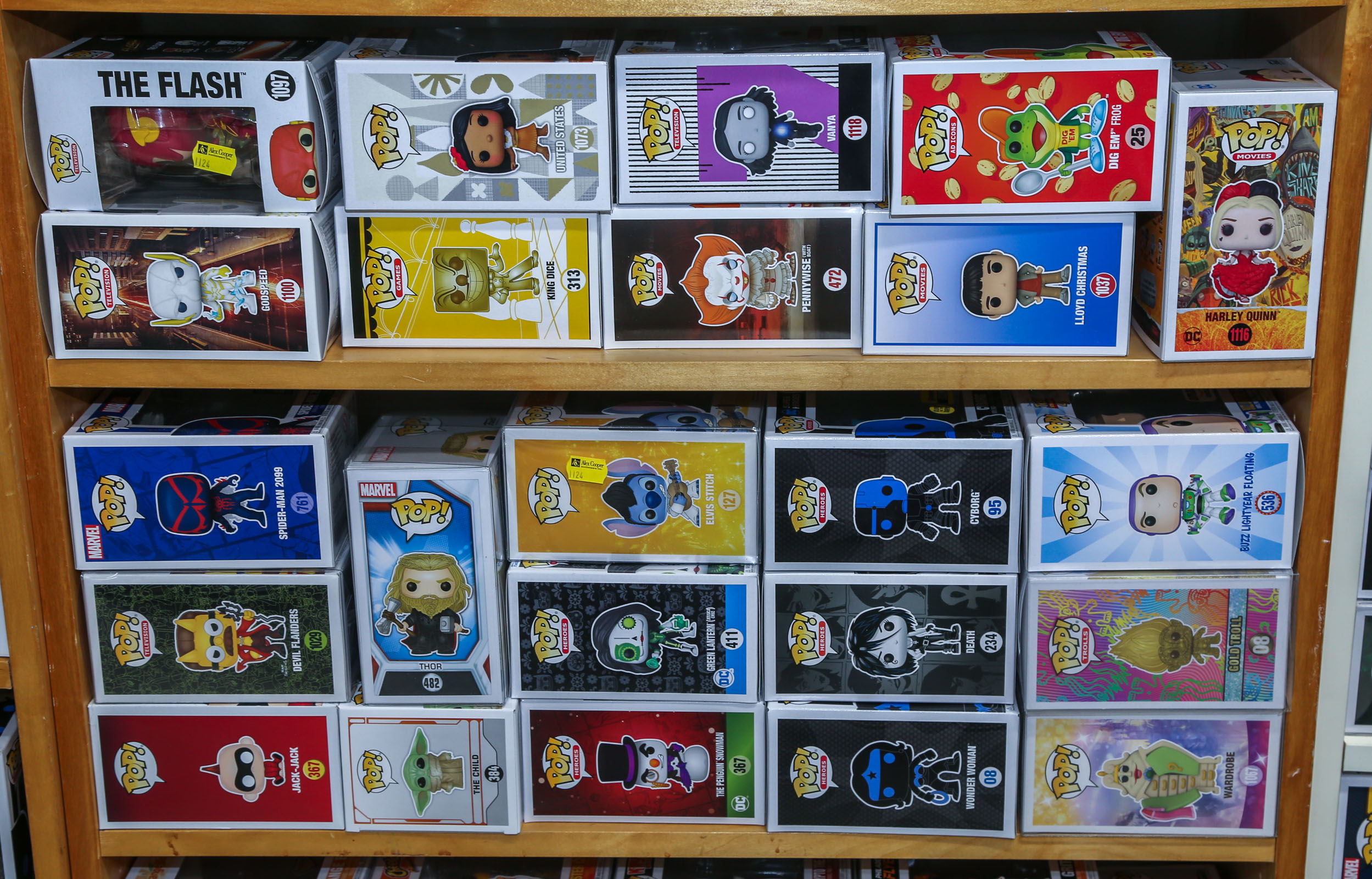 SELECTION OF FUNKO POP! FIGURES