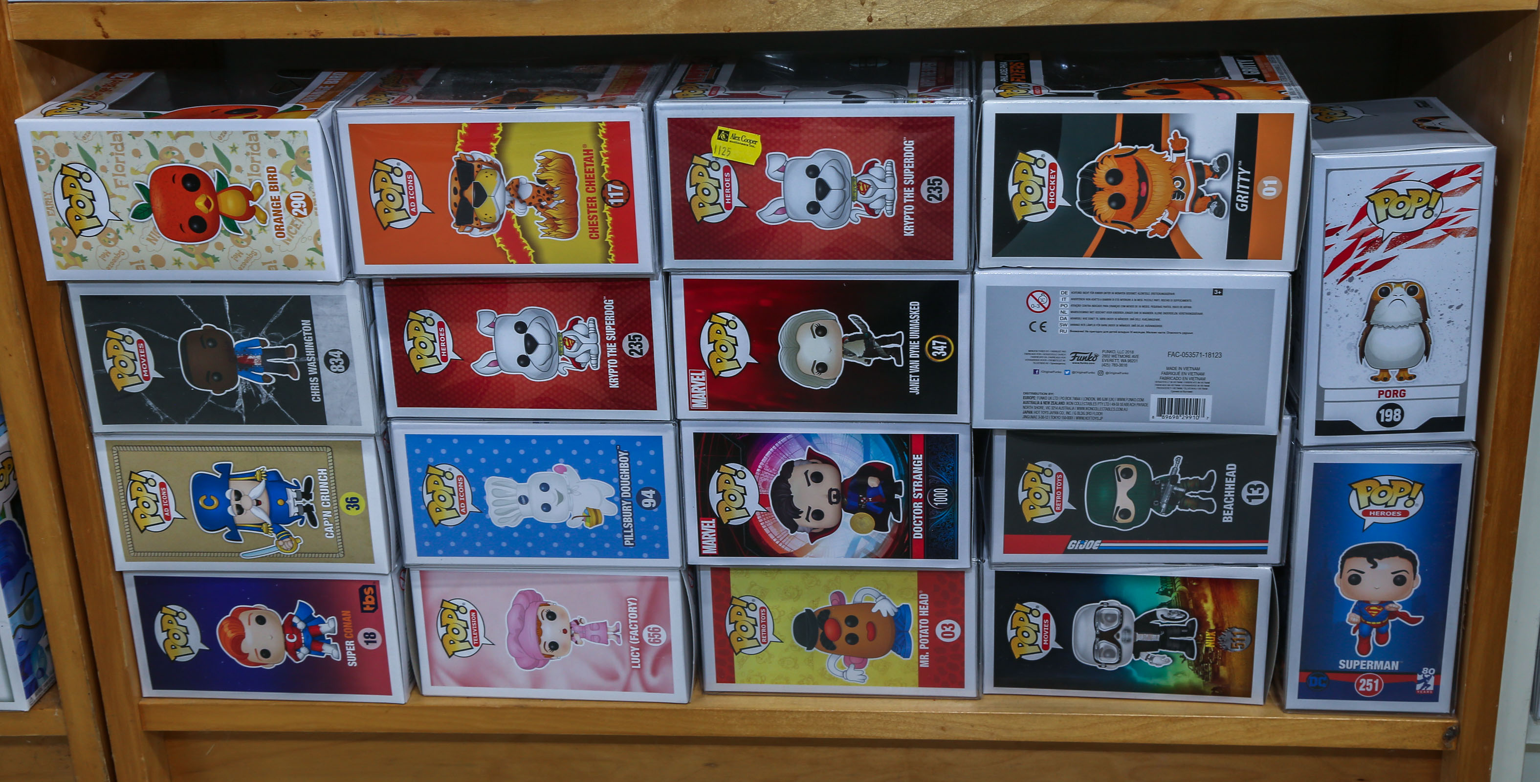 SELECTION OF FUNKO POP! FIGURES
