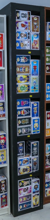 SELECTION OF FUNKO POP! FIGURE