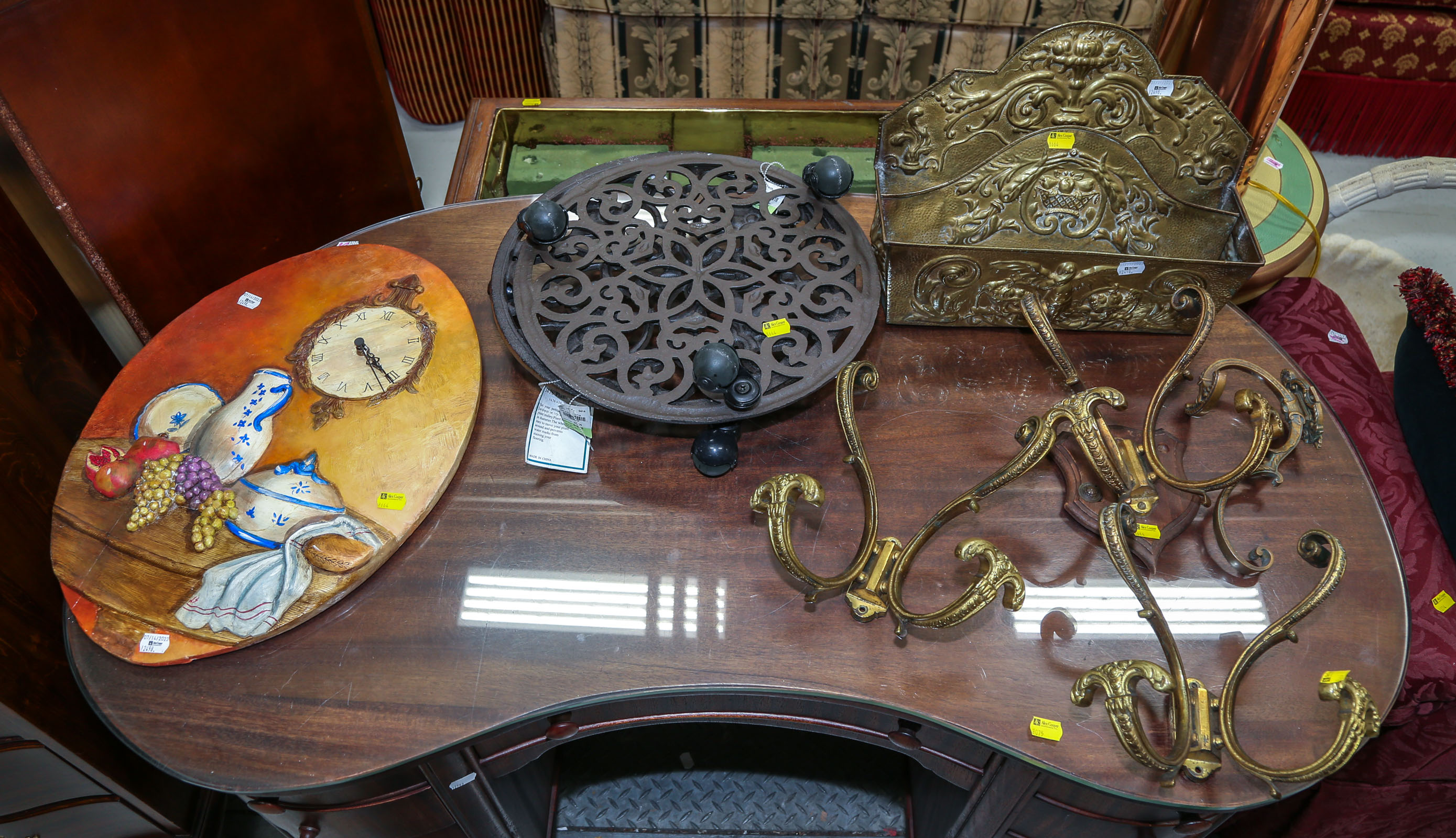 SELECTION OF HOUSEHOLD