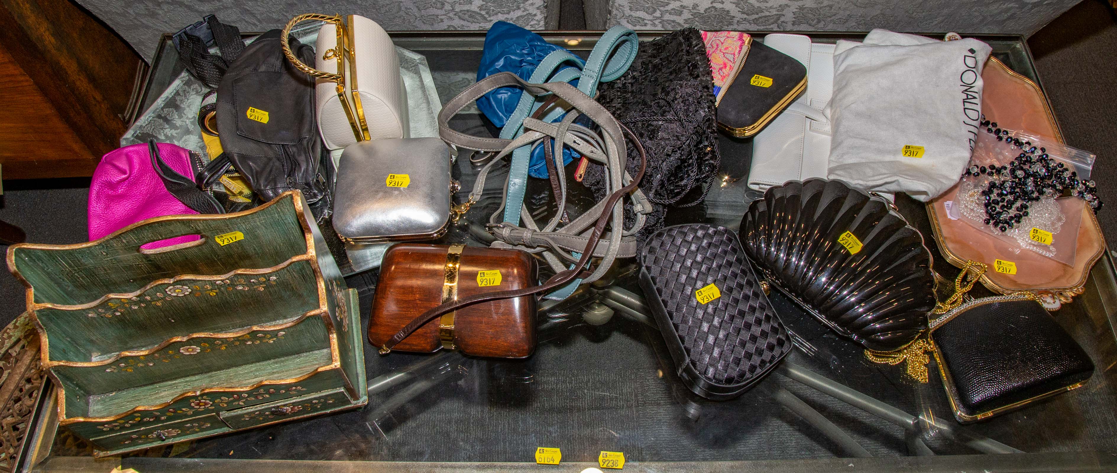 SELECTION OF LADY'S ACCESSORIES &
