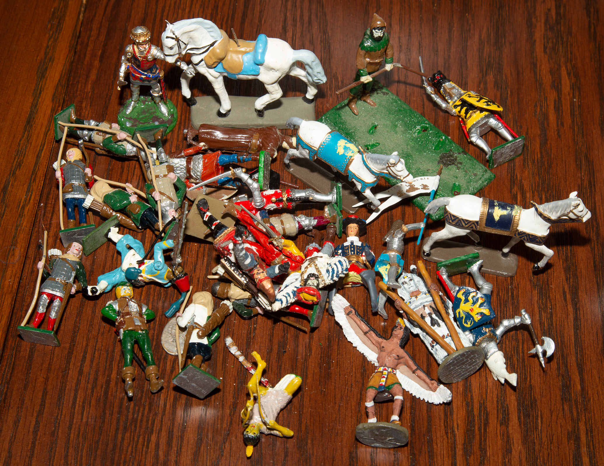SELECTION OF PAINTED METAL