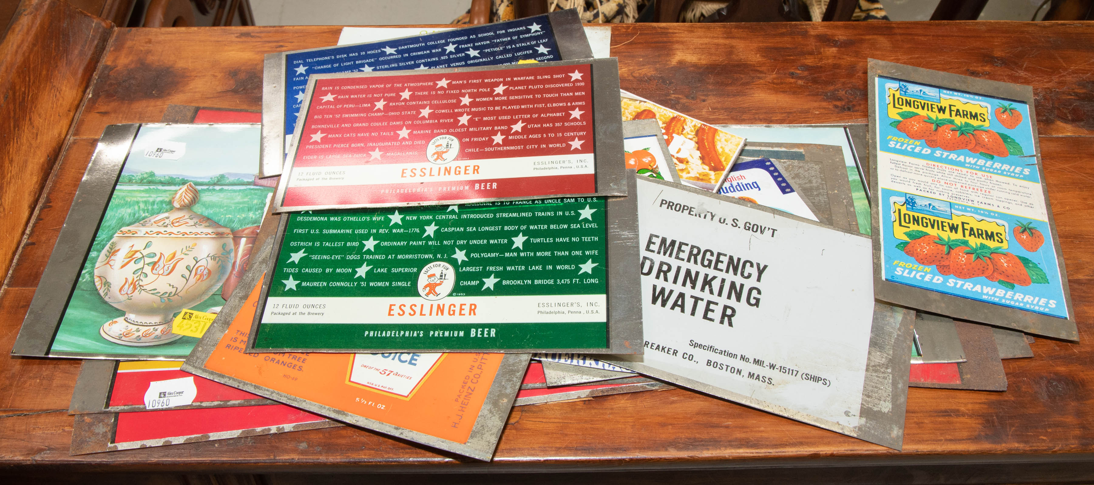 SELECTION OF PRINTED METAL CAN