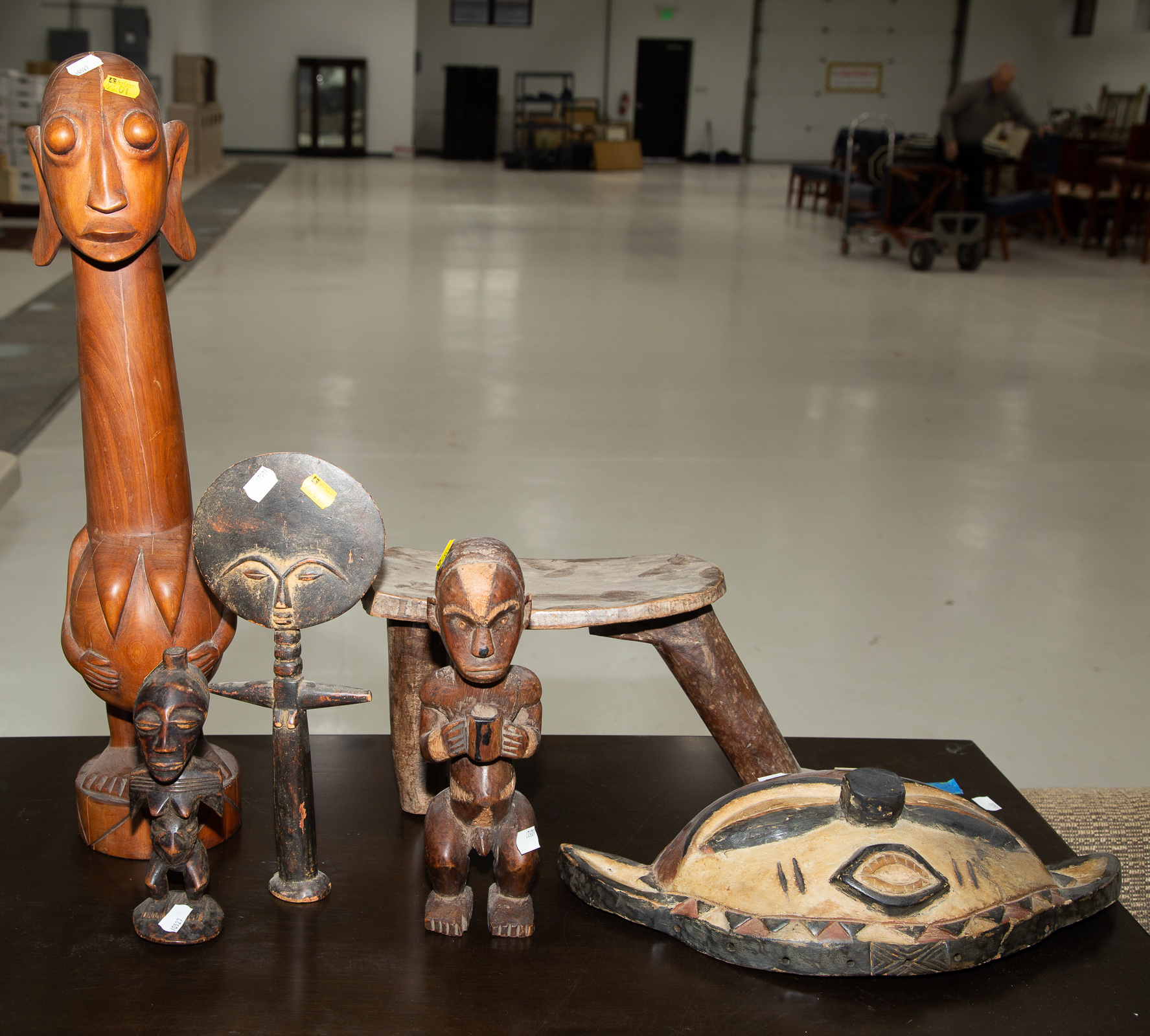 SELECTION OF SIX AFRICAN WOOD