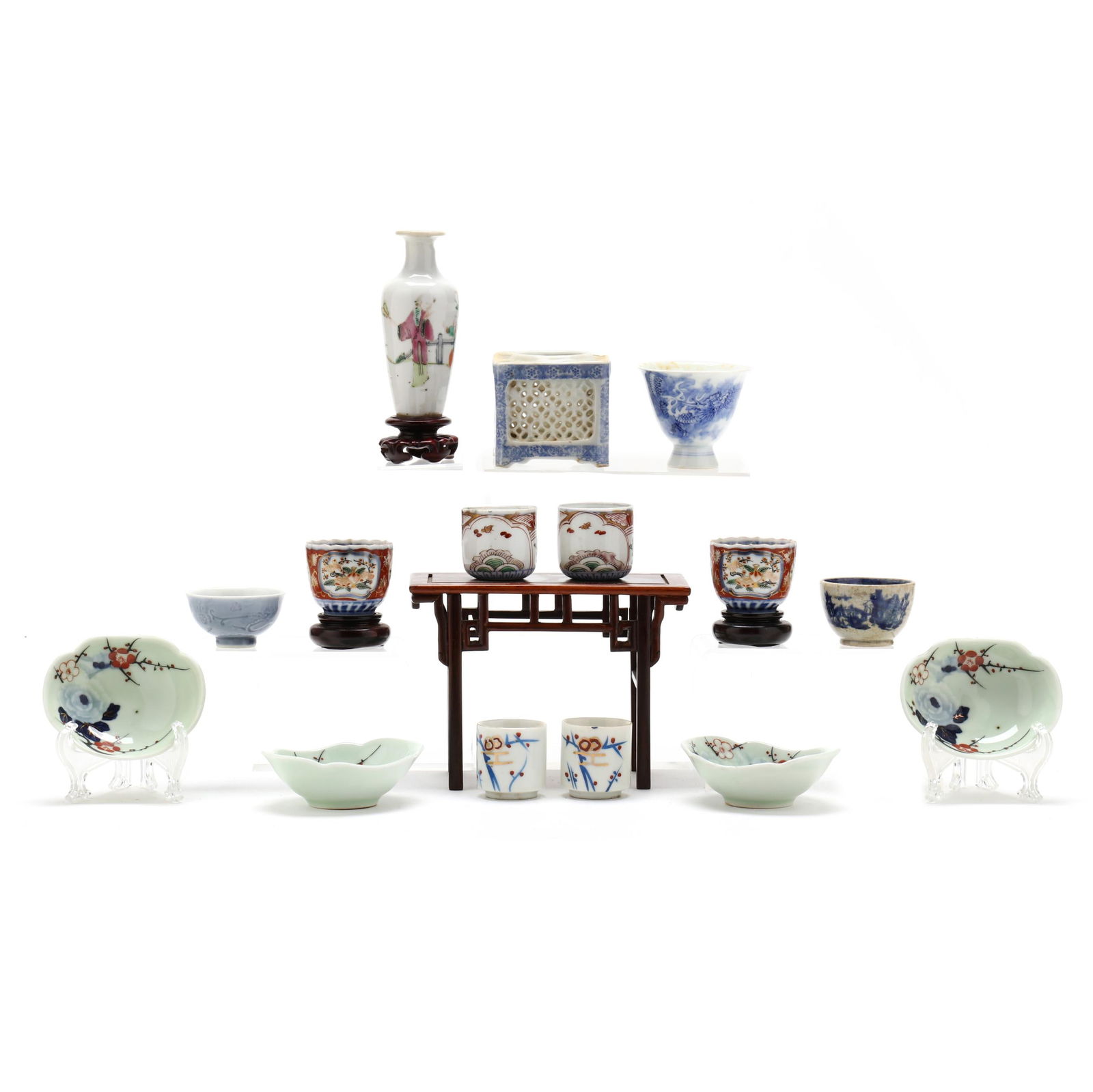 SELECTION OF SMALL ASIAN