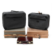 SELECTION OF VINTAGE LUGGAGE<b
