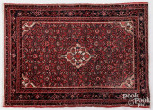 SEMI-ANTIQUE ORIENTAL CARPET<b