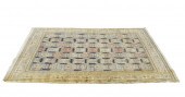 SEMI-ANTIQUE PERSIAN CARPET, 1