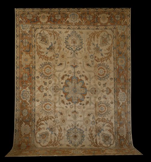 Semi-Antique Persian Heriz Carpet,