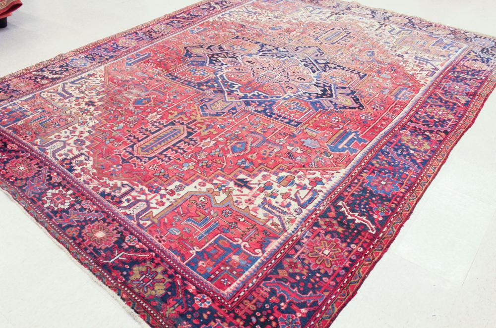SEMI-ANTIQUE PERSIAN HERIZ