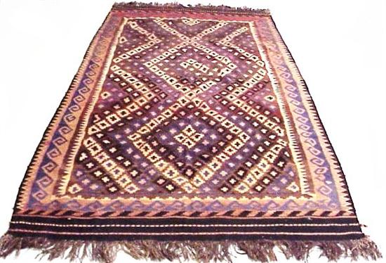 Semi-antique Persian Kilim rug 