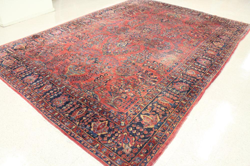SEMI-ANTIQUE PERSIAN SAROUK CARPET,