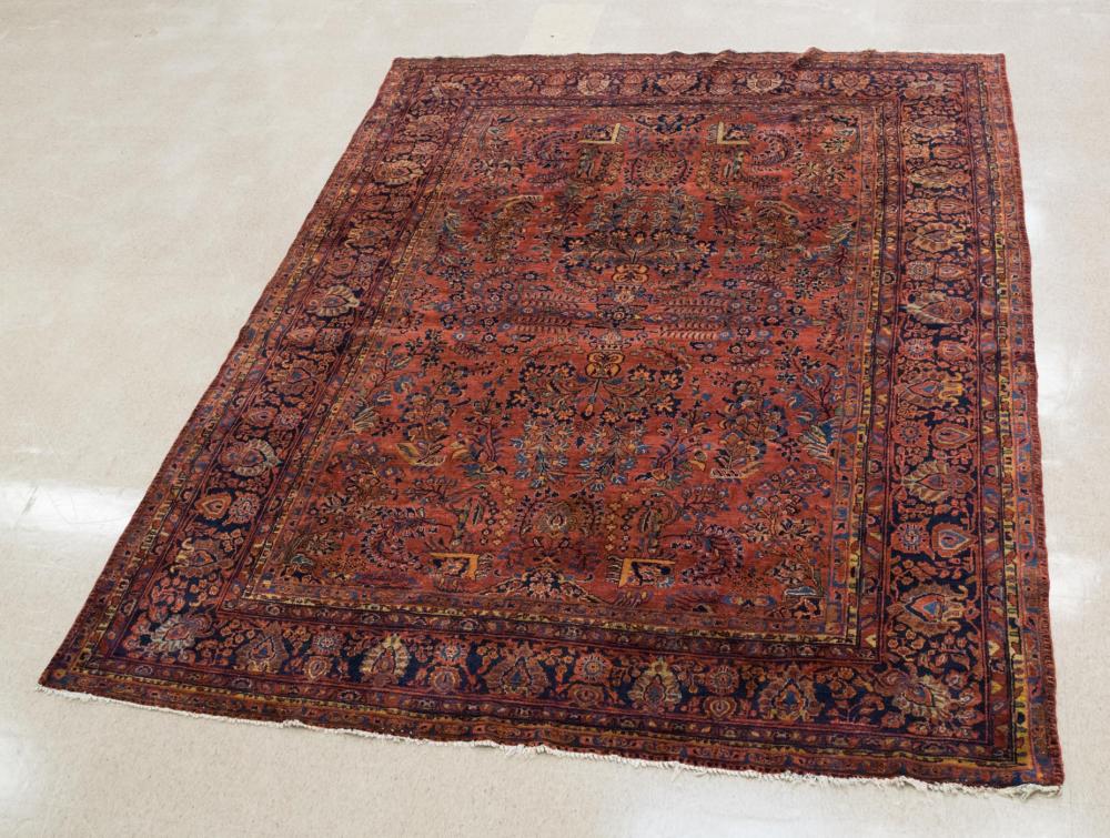 SEMI-ANTIQUE PERSIAN SAROUK