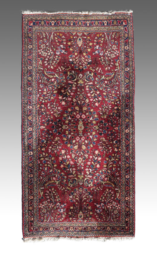 SEMI-ANTIQUE PERSIAN SAROUK HAND