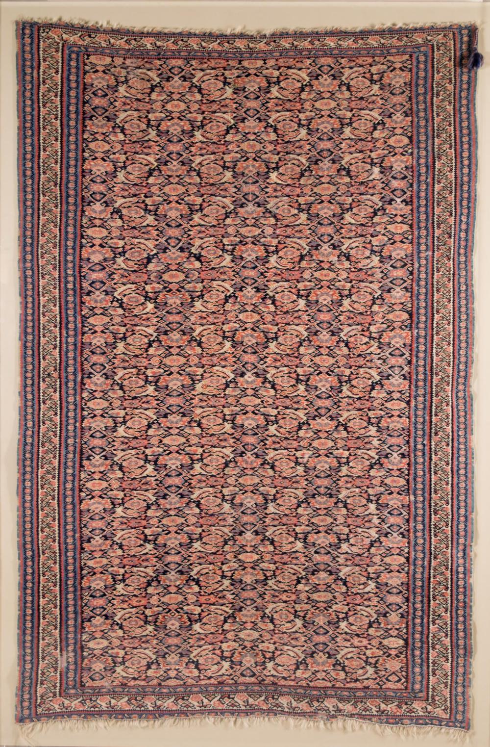 SEMI-ANTIQUE PERSIAN SENNEH KILIM