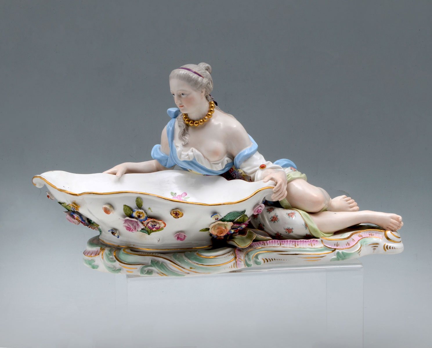 SEMI-NUDE MEISSEN SWEETMEAT BOWL: