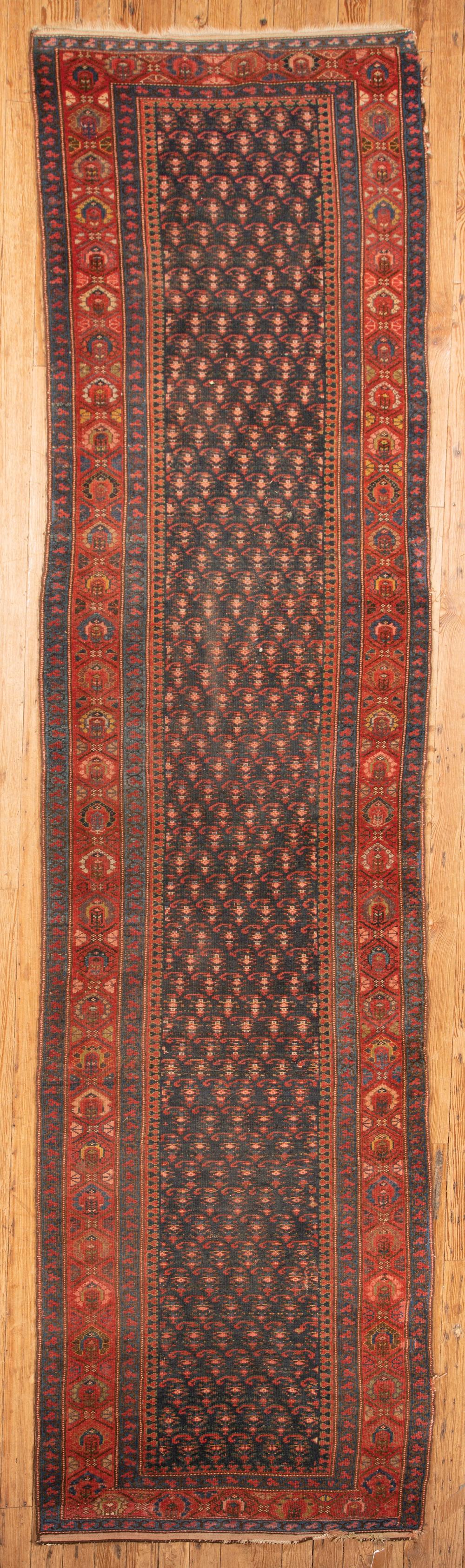 SEMI- PERSIAN RUGSemi-Antique